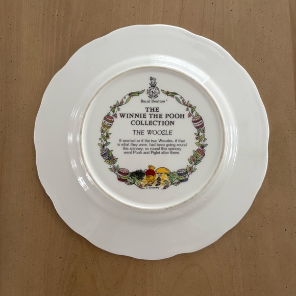 Royal Doulton Winnie The Pooh Collector Plate. The Woozle No Box Excellent Cond - Picture 2 of 5